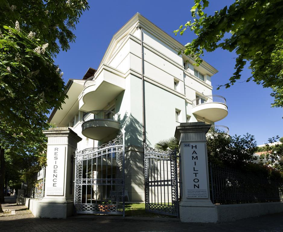 Residence Hamilton Riccione Eksteriør billede