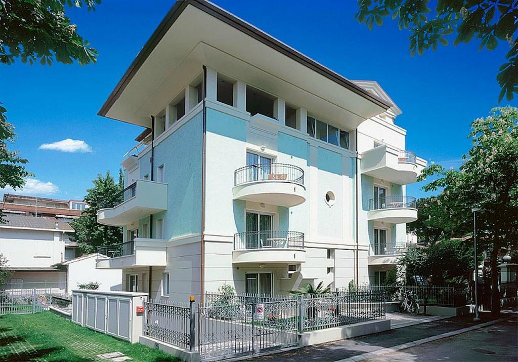 Residence Hamilton Riccione Eksteriør billede