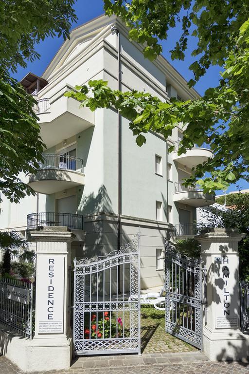 Residence Hamilton Riccione Eksteriør billede